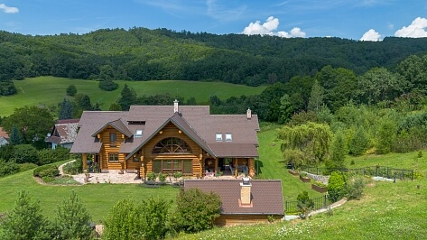 Podzámčok - Zvolen | Predaj, Rodinný dom, 6-izbový, 547 m²